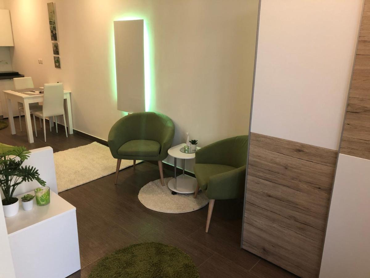 Luxury Central Studio Under The Castle Apartment ลูบลิยานา ภายนอก รูปภาพ